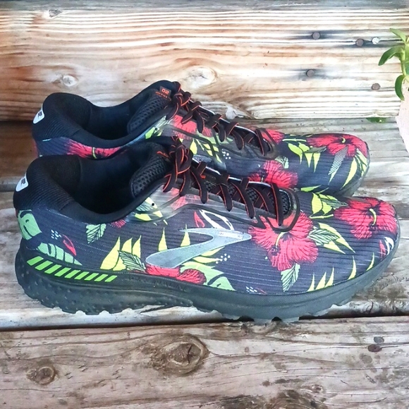 Brooks Other - Brooks adrenaline 20
